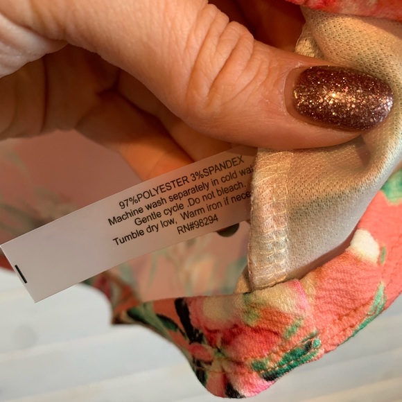 Stella & Ginger | Pink Floral Tank - Picture 3 of 5